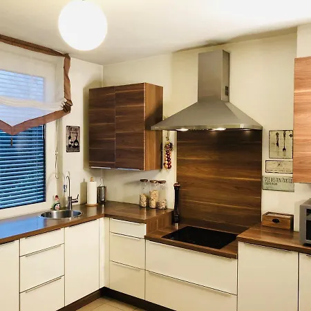 Haus Graf Velden Holiday home Velden am Woerthersee